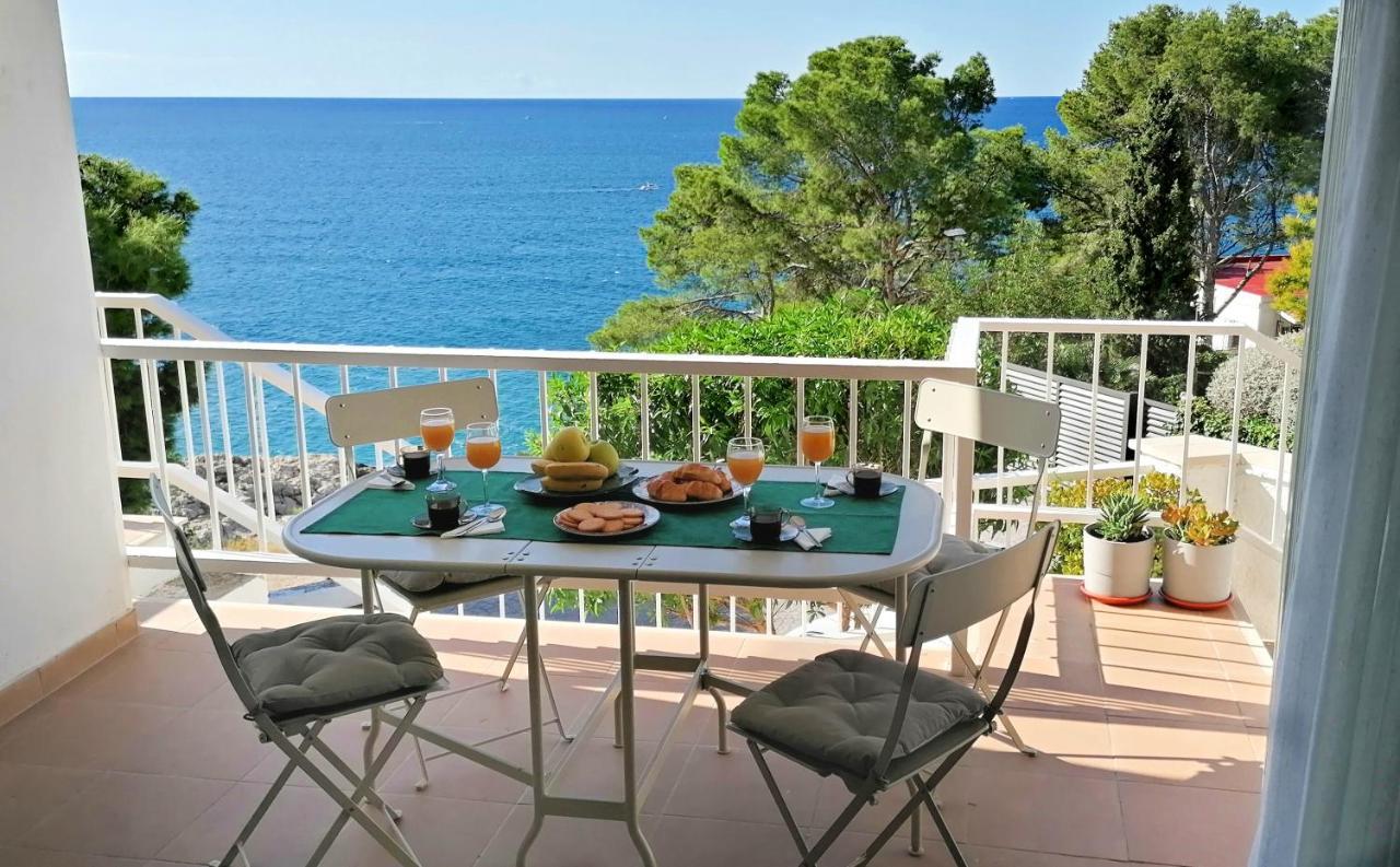 Aguila Dorada Apartment ซาลอว์ ภายนอก รูปภาพ