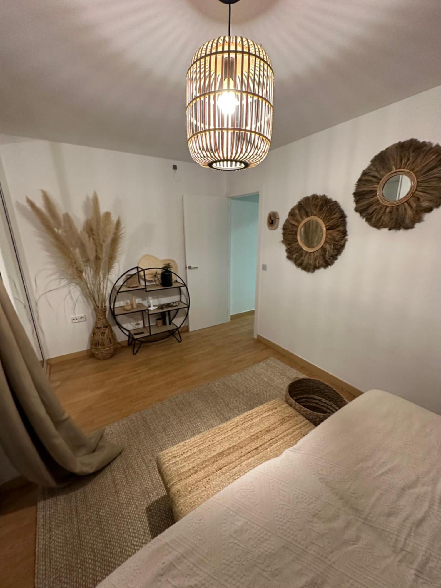 Aguila Dorada Apartment ซาลอว์ ภายนอก รูปภาพ